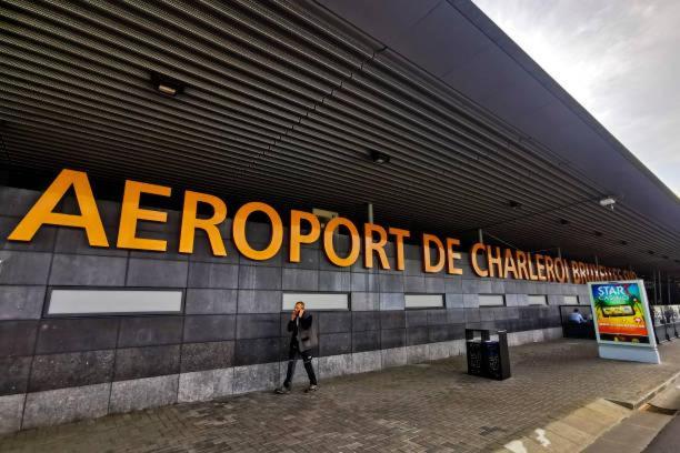 Station 173 A Bruxelles-Charleroi-Airport Leilighet Eksteriør bilde